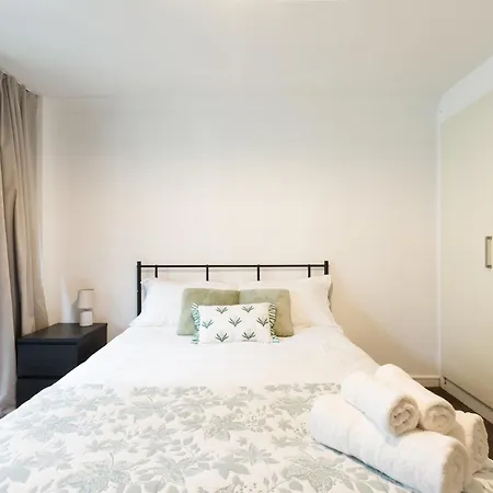 Bright, Spacious Centre * Dublin