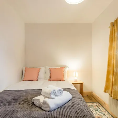 Bright, Spacious Centre Apartment Dublin